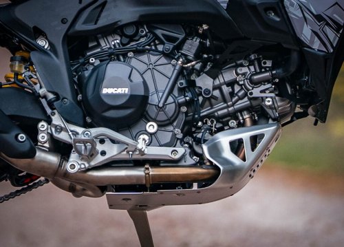 Ducati DesertX V2 (2026) Ditontonkan di EICMA 2025