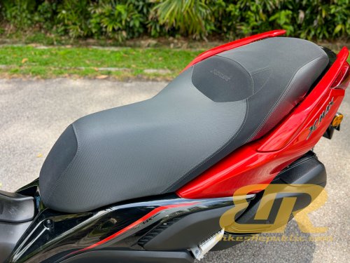 2025 YAMAHA XMAX 250 Test &amp; Review – Still Quick!