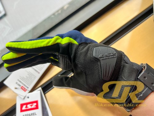 LS2 Malaysia Lancarkan Topi Keledar, Jaket, But, Sarung Tangan Baharu