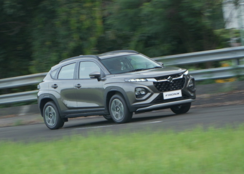 Biar Paham, Ini Perbedaan 3 Varian Suzuki Fronx Lebih Lengkap dan Detail