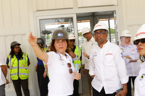 Mobil Formula E Gen3 Evo Curi Perhatian di Bundaran HI, Sirkuit Jakarta International E-Prix Ancol Siap 90%