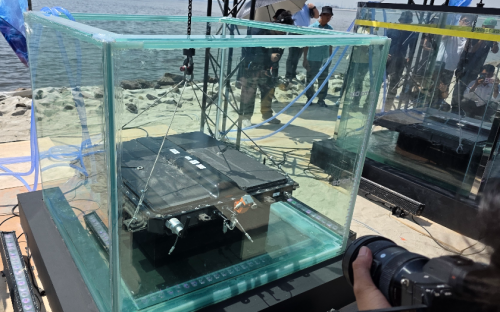 Gokil, Chery Bikin Extreme Test Rendam Baterai Tiggo 8 CSH, Pakai Air Laut!