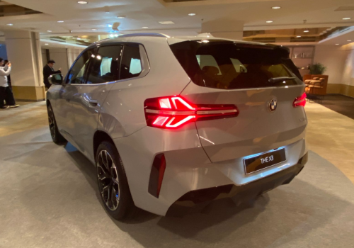 BMW X3 20 xDrive M Sport Meluncur, SUV Midsize Premium Dilabeli Rp 1,3 Miliar