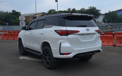 Pilihan Mobil 4x4 di Bawah Rp 800 Juta, Ada New Pajero 4x4, New Fortuner 4x4, New Jimny 4x4 atau J8 AWD