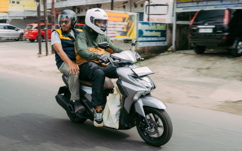 Yamaha Gear Ultima Buktikan Ketangguhan di Grebek Pasar Rame Palembang, Lincah Bawa Beban dan Mulus Menanjak