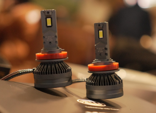 Berkendara Malam Hari Bukan Masalah, Rasakan Terangnya Hella LED HL Rally 6500K, Bak Siang Hari!