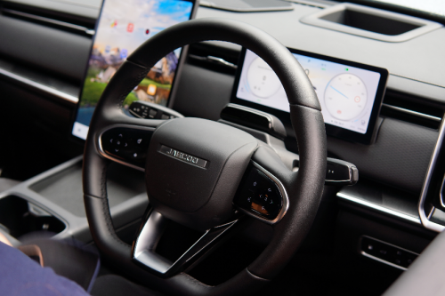 Perbedaan Jaecoo J7 SHS dan J7 AWD, Pilih Efisiensi Bahan Bakar atau Jago Off-road?