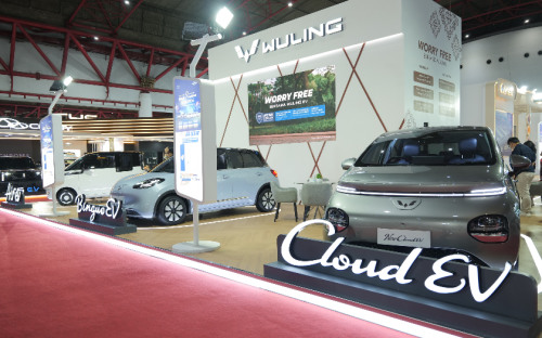 Beli Wuling New Air EV di Jakarta Fair, Gratis Biaya Jasa & Suku Cadang hingga 15,5 Tahun