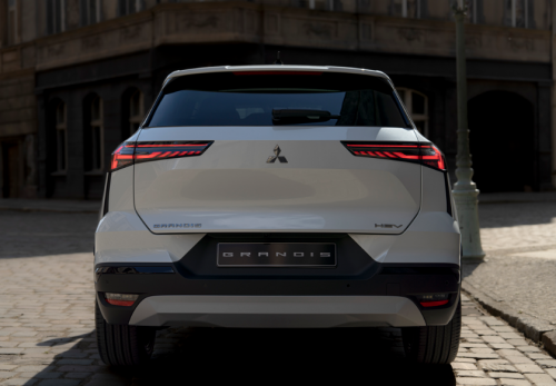 Bikin Pangling, Mitsubishi Grandis Berubah Bentuk, Pilihan Mesin Banyak