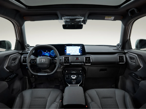 Pakai Platform Sama, Toyota Urban Cruiser EV dan Suzuki eVitara Hadir di GIIAS 2025, Ini Bedanya