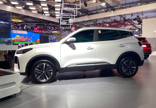 Waspada, Chery Tiggo Cross CSH Hybrid Dibanderol Hanya Rp 319,8 Juta di GIIAS 2025, Ini Keunggulannya