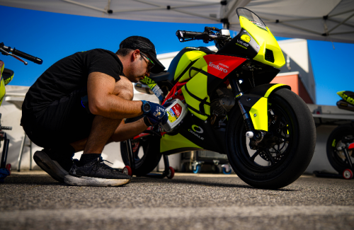 Galeri Foto: Keseruan 5 Pembalap Muda Indonesia Jalani Summer Camp di Markas Legenda MotoGP Valentino Rossi