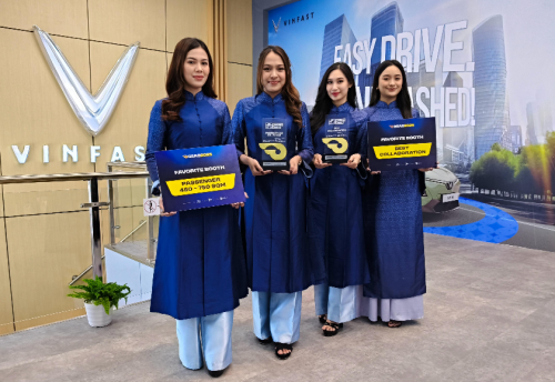 Total 11 Unit Kendaraan Listrik Visual dan Edukatif di booth GIIAS, VinFast Tegaskan Posisinya Sebagai Pionir Mobilitas Masa Depan di Indonesia