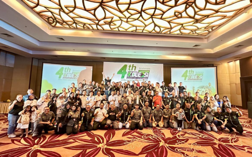 Perayaan 4 Tahun KOLEKSI, Bukan Cuma Pamer Mobil Listrik tapi Kompak Lakukan Ini