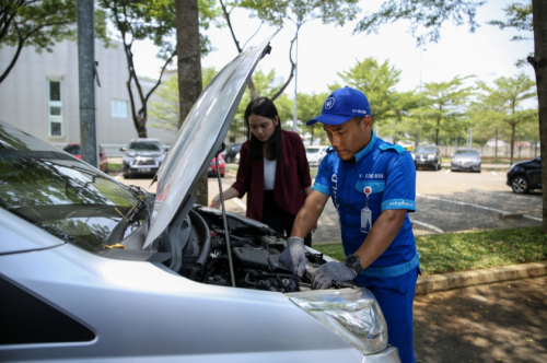 6 Tips Saat Terjebak Kemacetan Parah, Biar Nggak Bete