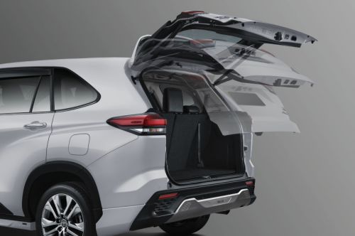 Kijang Innova Zenix HEV Tampil Baru, Fitur Ditambah, In Car Entertainment Diupgrade