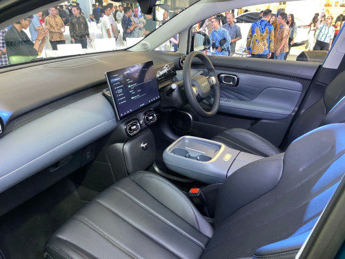 Mobil Listrik AION UT Dibanderol Rp 300 Jutaaan, Baterai Full Bisa Tempuh 500 Km