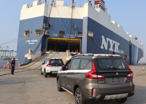 Suzuki New XL7 Hybrid Alpha Kuro, Produk Lokal yang Tampil Lebih Fresh dan Elegan