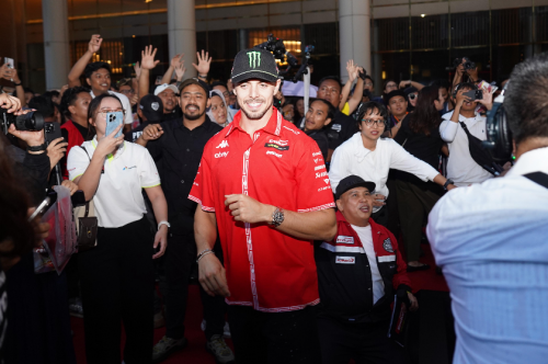 Fabio Di Giannantonio dan Franco Morbidelli Naik Bajaj Keliling Ibukota, Sebelum Balap di Sirkuit Mandalika