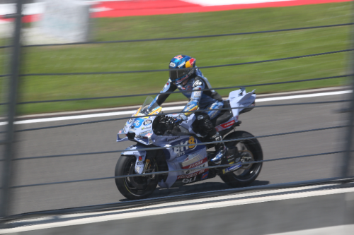 Sirkut Mandalika Panas Sob, Mulai Trek Sampai Belakang Paddock MotoGP, Ini Foto-fotonya