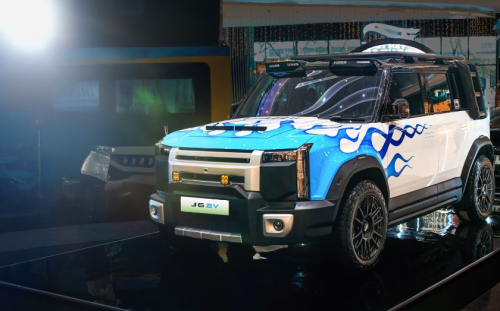 Mantap Nih, Nonton IMX 2025 Bisa Dapat Chery J6 dan Daihatsu Ayla, Begini Caranya