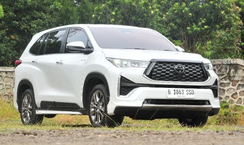 Duel MPV Keluarga Masa Kini: Toyota Innova Zenix Hybrid vs Wuling Cortez Darion