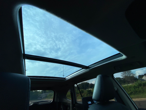 Duel MPV Keluarga Masa Kini: Toyota Innova Zenix Hybrid vs Wuling Cortez Darion