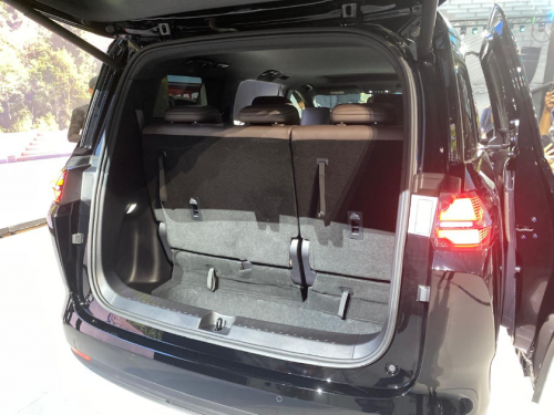 HOT, Wuling Darion EV Cuma Beda Rp 7 Juta dari BYD M6, Ini Beda Spek dan Fiturnya