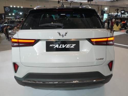 Wuling New Alvez Facelift Resmi Meluncur, Tampil Fresh Harga Rp 200 Jutaan