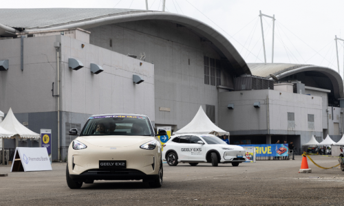 SUV Geely Coolray Mejeng di GJAW, Usung Teknologi ICE Dengan Banyak Fitur