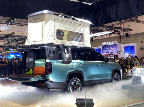 Indonesia Jadi Saksi Kelahiran Chery X Concept, Kendaraan 6=1 Pertama di Dunia Mejeng di GJAW 2025