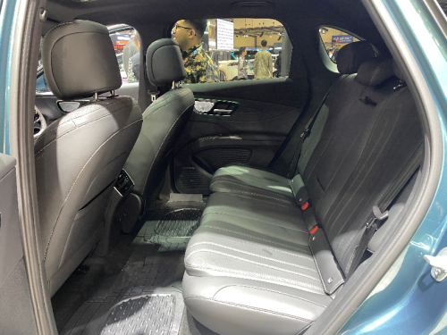 Lepas L8 Bisa Tempuh 1.300 Km Sekali Isi Bensin, Ini Spesifikasi Lengkapnya