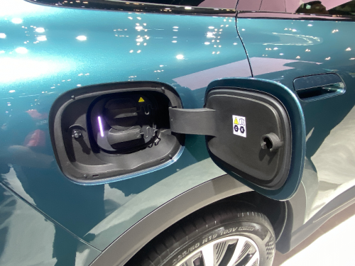 Lepas L8 Bisa Tempuh 1.300 Km Sekali Isi Bensin, Ini Spesifikasi Lengkapnya