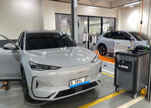 Geely Bersama Wonder Group Tancap Gas, Resmikan Tiga Dealer, Roadmap 40 Dealer Kian Dekat