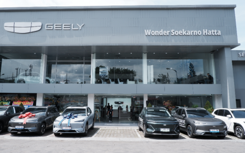 Geely Buka Dealer Terbesar di Bandung, Gandeng Wonder Group dengan Layanan 3S dan Body Repair