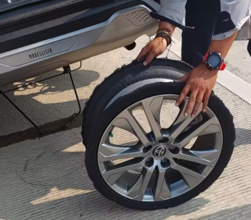 Kasus Berulang, Insiden Ban Robek Menimpa Pengguna Toyota Innova Zenix di Jalan Tol