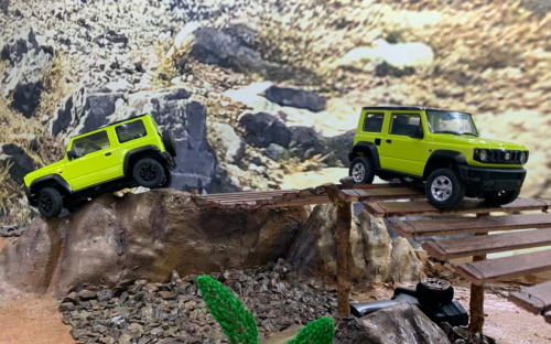 Booth Suzuki di IIMS 2026 Meriah, Ajak Pengunjung Test Drive Sambil Nonton Konser Andra and The BackBone