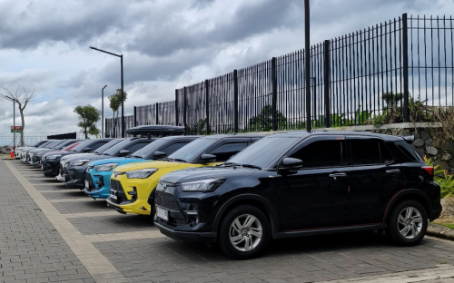 Raize Indonesia Club dan Komunitas Toyota SunMoRaize Sambil Isi Pertamax Series Bareng