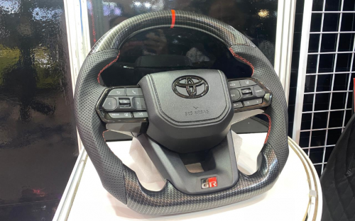 Jangan Ganti Mobil Toyota Kamu Dulu! Cukup Ganti Setir GR Racing Langsung Naik Kelas