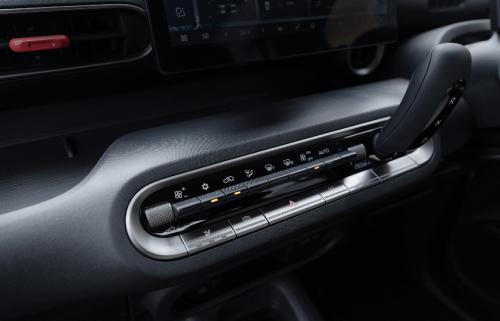 Cocok Buat Mahmud Antar Anak Sekolah, Intip Interior BYD Racco EV Berdesain Romantis