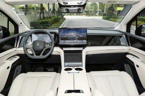 BYD Luncurkan MPV Hybrid M9 dengan Jarak Tempuh 1.163 Km