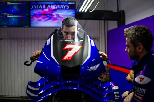 Toprak Razgatlioglu Dibandingkan dengan Casey Stoner