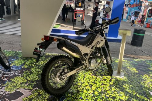 Kawasaki KLX230 Sherpa Resmi Diluncurkan di Jakarta Fair 2025