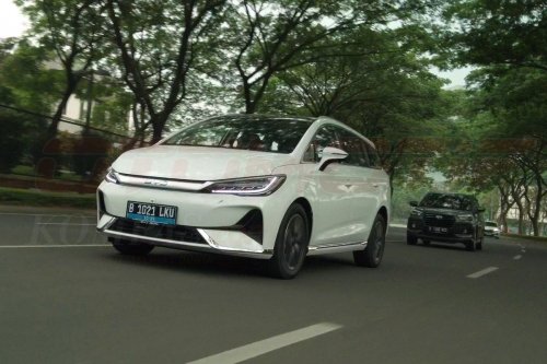 Tips Road Trip Mobil Listrik Saat Nataru 2025