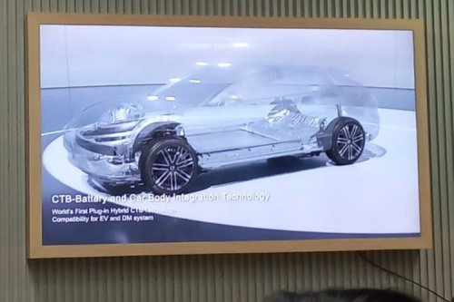 Bahas E3 Platform Milik BYD, Tiga Motor Listrik Dalam Satu Mobil