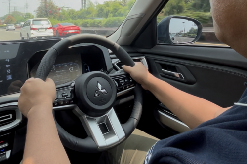 Jajal Mitsubishi Destinator Mulai Jalan Tol sampai Sirkuit Sentul