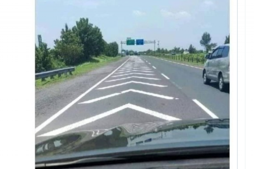 Apa Itu Marka Chevron di Jalan Tol? Panduan Lengkap Untuk Pengemudi