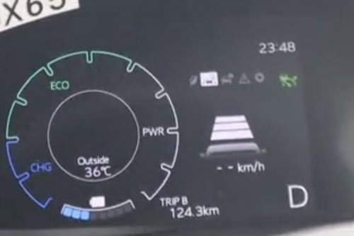 Quick Drive Toyota Veloz Hybrid, Terasa Beda dan Lebih Bertenaga