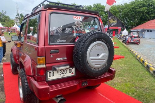 Feroza Lawas Tampil Fungsional di Daihatsu Kumpul Sahabat Bitung 2025