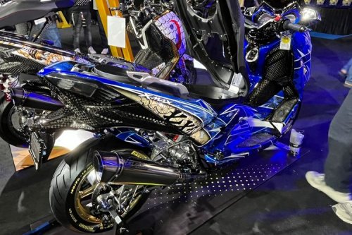 King CustoMAXI 2025, Yamaha XMAX Hedon dengan Emblem Emas 18 Karat